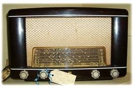 bakelite radio